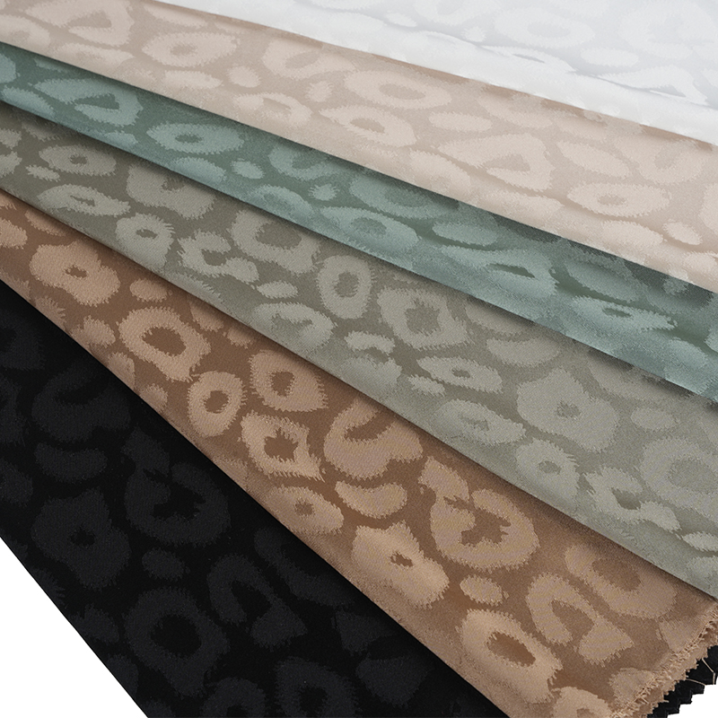 ผ้าแจ็คการ์ดลายเสือดาวซาตินยืด 50/75