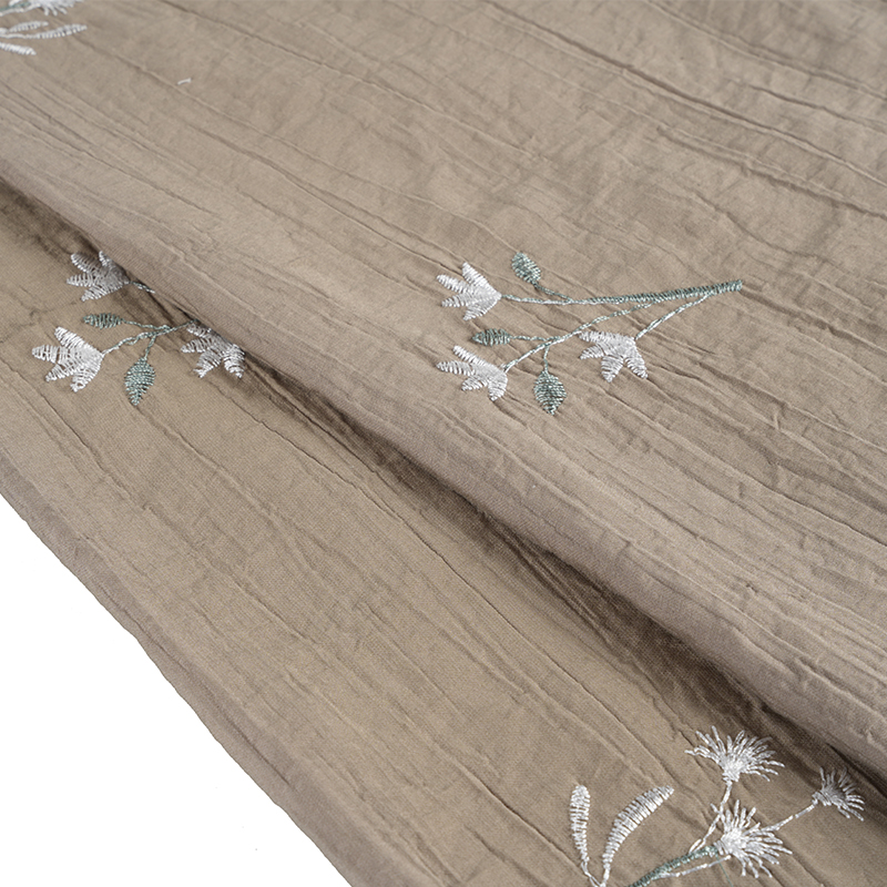 ผ้าปักดอกพีชเมล็ดกล้วยไม้