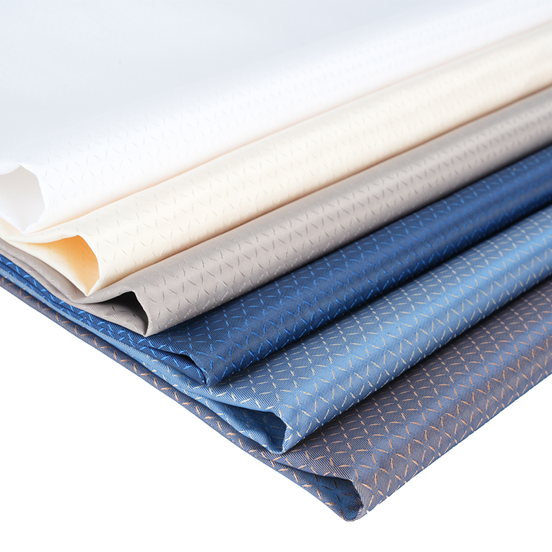 คาร์ดิแกนเพชรสี่เหลี่ยมประจุบวก