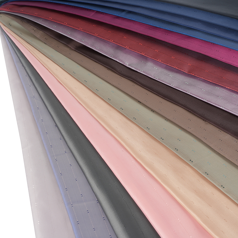 เส้นใยโพลีเอสเตอร์สีขาวลูกฟูก Arrow Stripe Jacquard