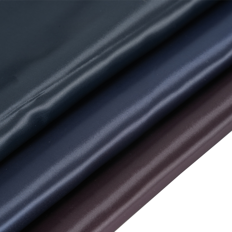 ผ้าซาตินประจุบวก