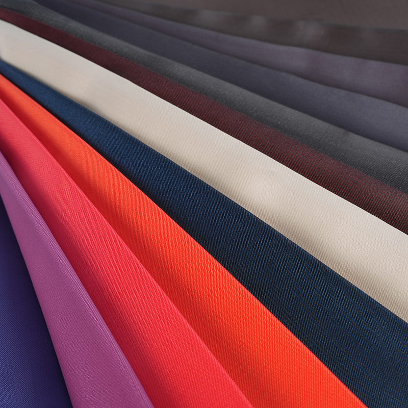 ผ้าซาตินประจุบวก