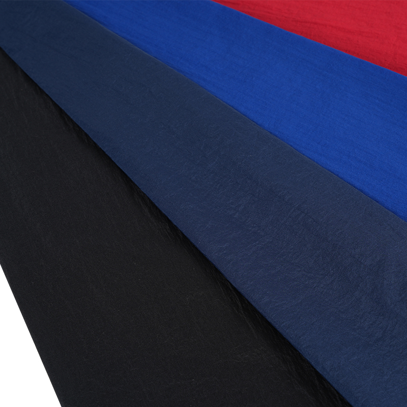 400T Semi-Matte ความยืดหยุ่นต่ำไนลอนปั่นผ้าย้อมสี