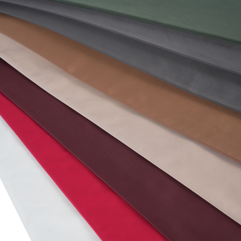 หน่วยความจำเลียนแบบธรรมดาแบบบิดเต็มรูปแบบ 75D FDY พร้อมการเคลือบ PU และผ้ากันน้ำ