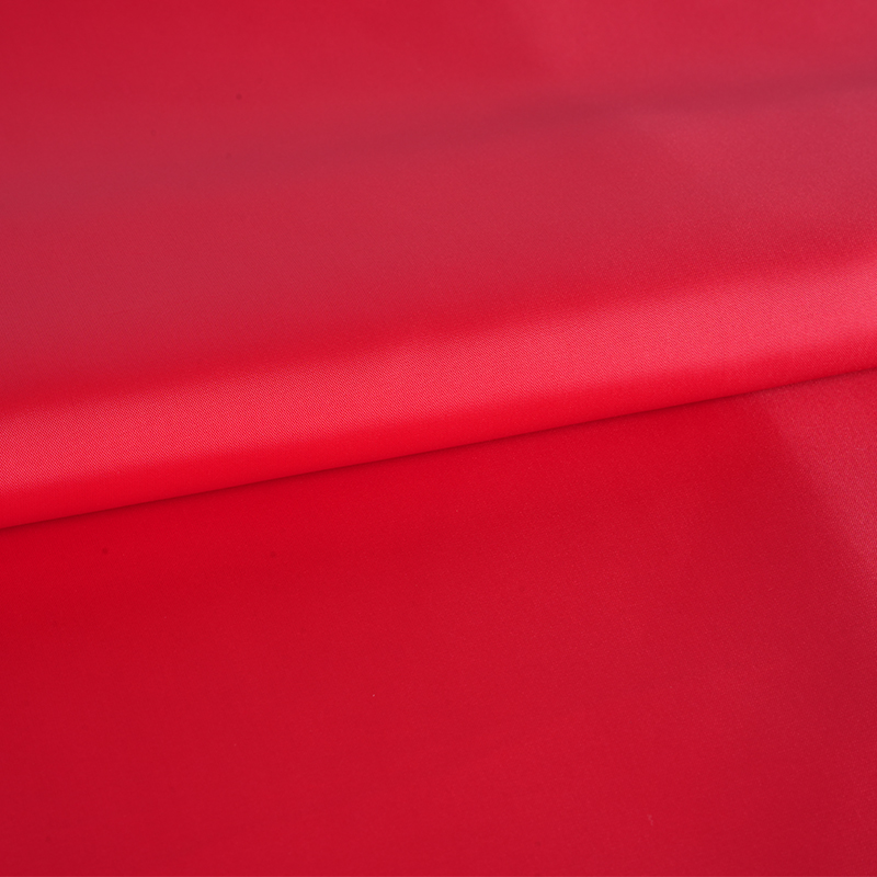 ผ้าซับในเสื้อผ้าผ้าแพรแข็งโพลีเอสเตอร์ 210T