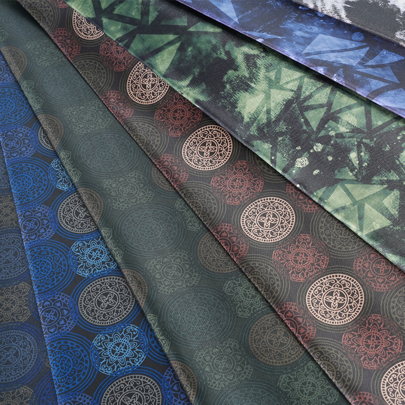 ผ้าพิมพ์ลายไอศกรีมหมอกปั่นเบา 180T