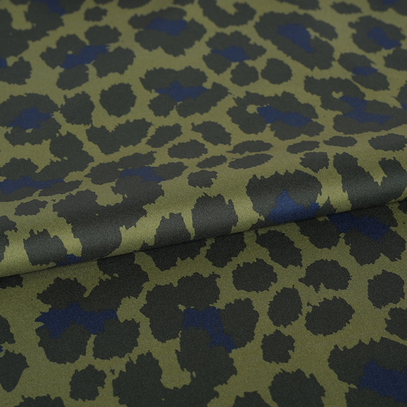 ผ้าพิมพ์เสือดาวขนาดใหญ่ยืดสูง 230T Pongee