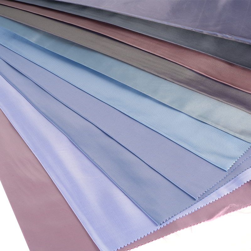 ผ้าทอลายทแยงขนาดกลาง PV