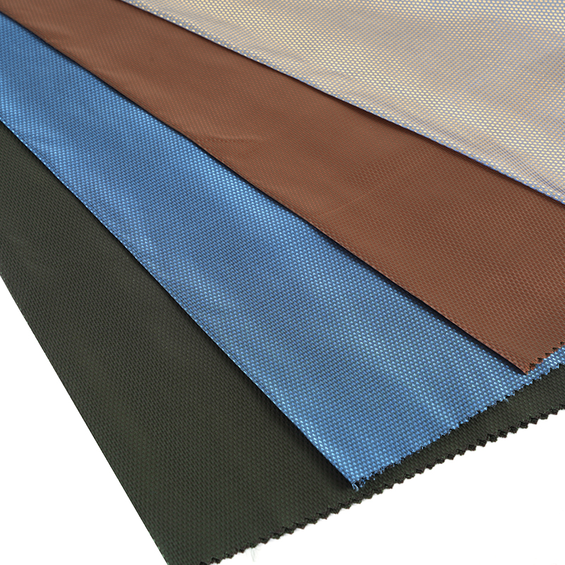 พีวีผ้าตารางงาน้อย